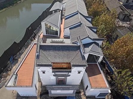 Bridging Time with Technology: Replicating Historic Roof Styles with Modern Materials (en inglés)